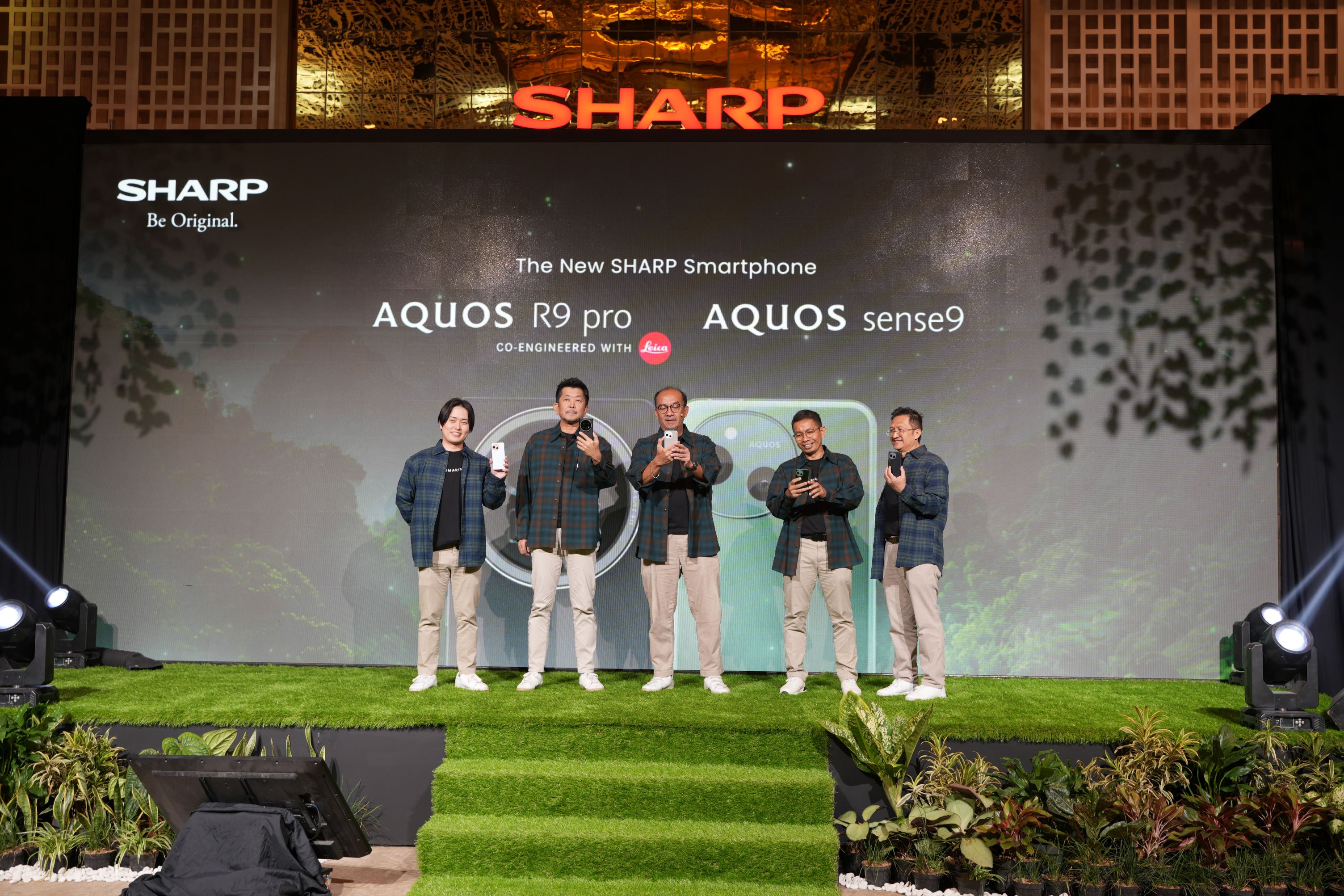 Sharp AQUOS R9 pro and sense9