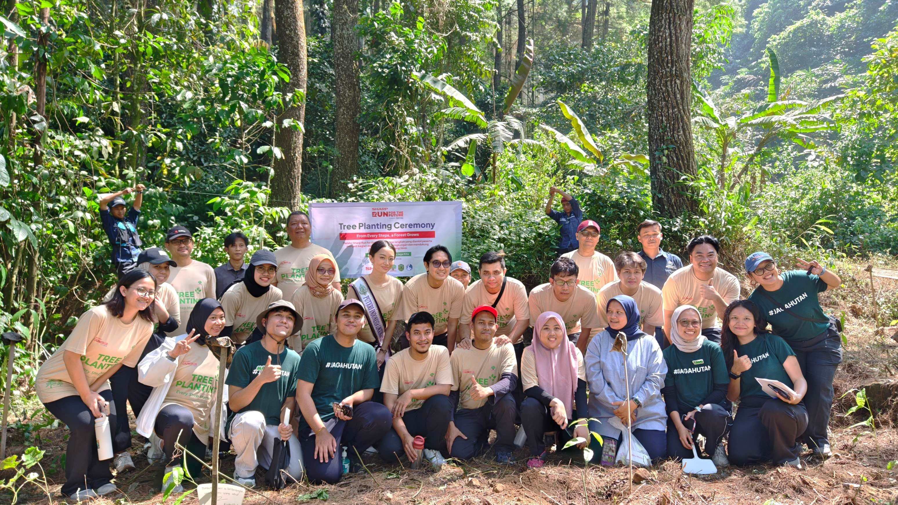 Penanaman 600 pohon Sharp Run For The Future 