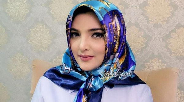 Brand%20Hijab%205%20Artis%20Hits%20Ini%20Bisa%20Jadi%20Referensi%205.jpg